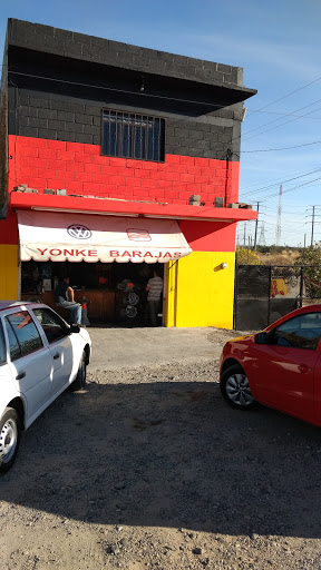 Yonke Barajas, Carretera Santa Rosa Plan de Ayala 1, Santa Rosa Plan de Ayala, 37666 León, Gto., México, Tienda de repuestos para carro | GTO
