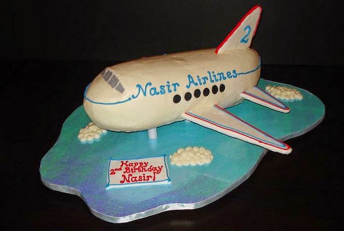 Airplane Birthday Cakes