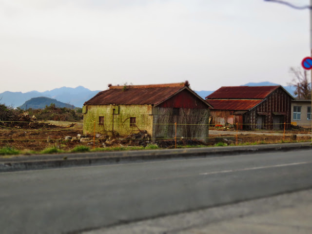 廃墟味な建物-1