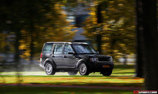 road-test-2012-land-rover-discovery-4-hse-luxury-pack-006