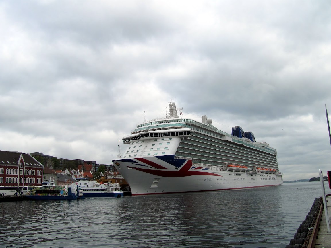 Английские традиции в круизе компании P&O на новом корабле  Britannia