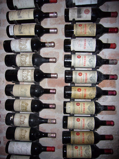 Colección de vinos en el palais Coburg de Viena