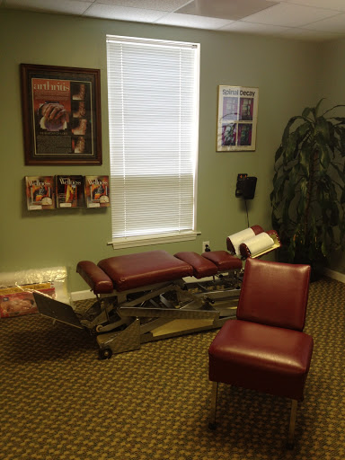 Chiropractor «Dolmat Chiropractic Clinic», reviews and photos