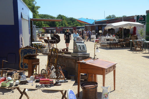 Le Village des brocanteurs