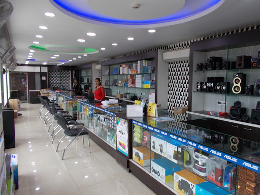 Sky Computer and Robotics, ADDA Shopping Complex, Block - F, Shop No. 21, Asansol, West Bengal 713301, India, Laptop_Store, state WB