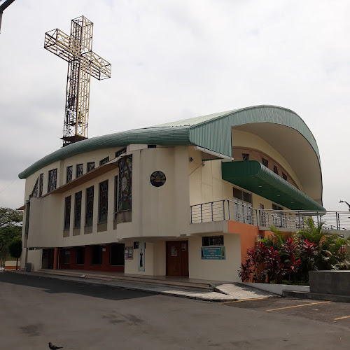 Opiniones de Iglesia Católica Beata Mercedes de Jesús Molina en Guayaquil - Arquitecto