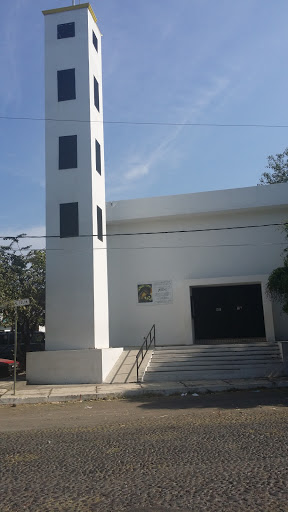 Iglesia de San Martín de Porres, Calle Heroes de Nacozari S/N, Centro, 28000 Colima, Col., México, Institución religiosa | COL