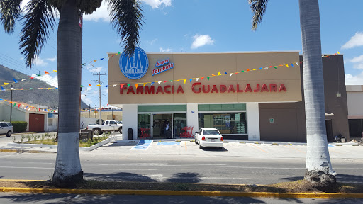 Farmacia Guadalajara, Av Jacarandas, Versalles Sur, 63130 Tepic, Nay., México, Farmacia | NAY