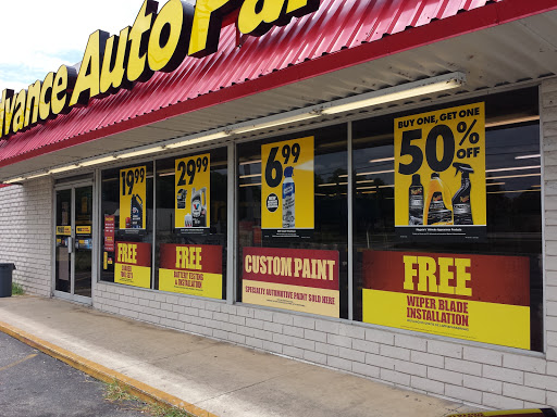 Auto Parts Store «Advance Auto Parts», reviews and photos, 514 W Court St, Seguin, TX 78155, USA