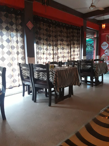 Chungfah Chinese Restaurant, Shankar Nagar Rd, New Shanti Nagar, Near Jeevan Memorial Hospital, Raipur, Chhattisgarh 492006, India, Asian_Restaurant, state CT