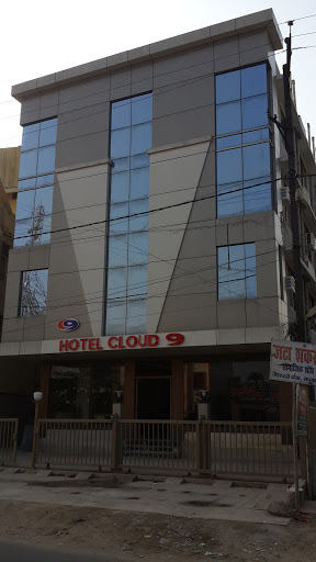 HOTEL CLOUD 9, Bhoop Narayan Singh Colony Rd, Bhoop Narayan Singh Colony, Madhubani, Bihar 847211, India, Hotel, state BR