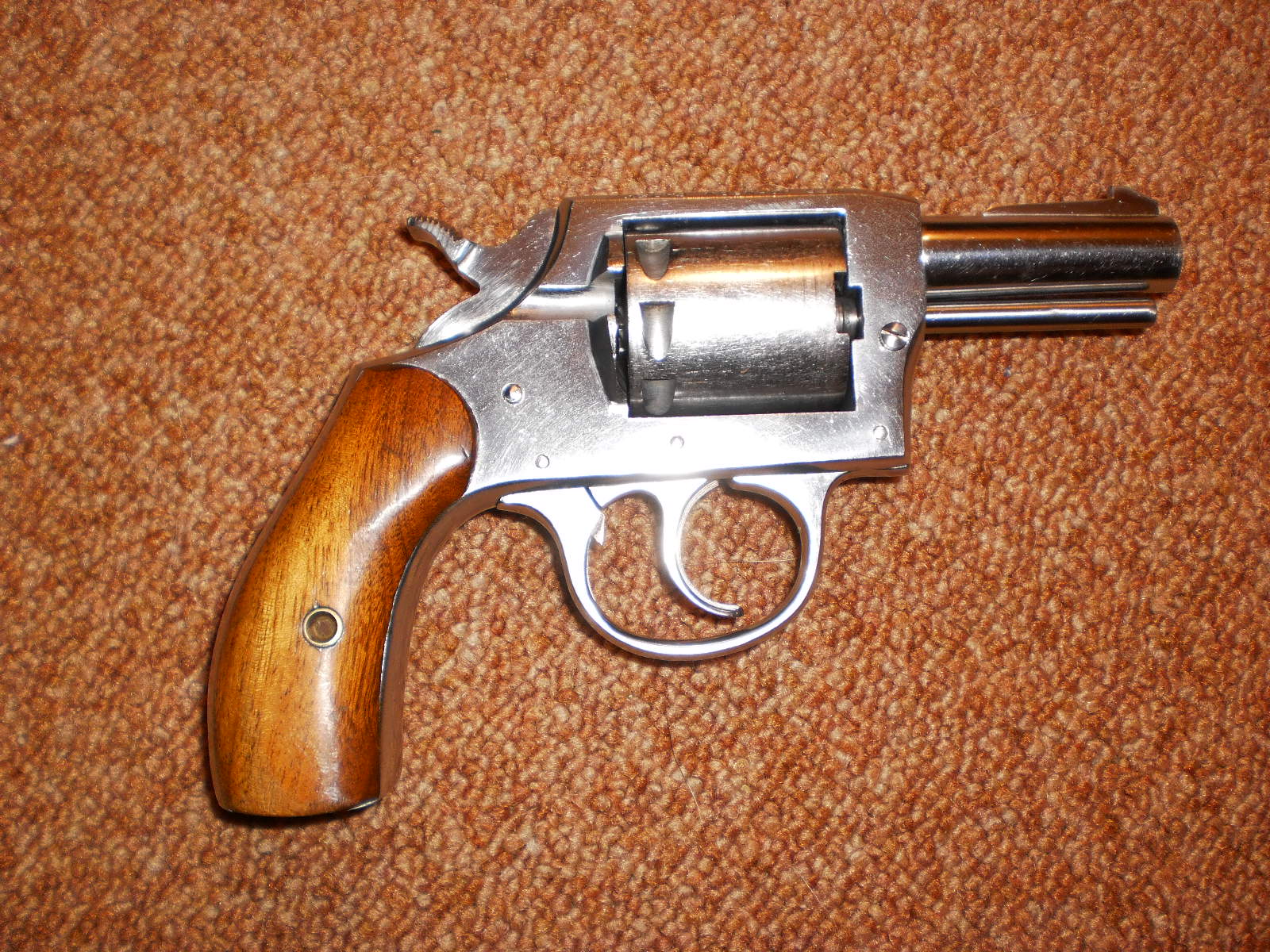 Firearms iver johnson cadet 22 revolver model 55 s