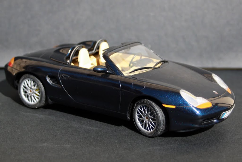 Porsche Boxster Special Edition (Tamiya #24249) - Page 3 IMG_9887