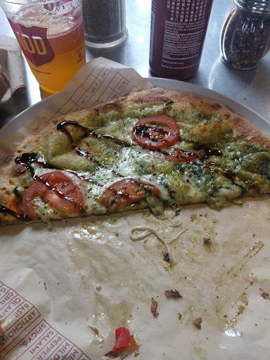 Pizza Restaurant «MOD Pizza», reviews and photos, 1568 Highlands Dr NE, Issaquah, WA 98029, USA