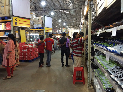 Reliance Market, Sri Balaji Nagar Main Rd To GNT, V S Mani Nagar, Madhavaram, Manjampakkam, Tamil Nadu 600060, India, Supermarket, state TN