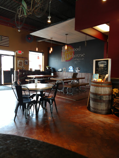 Restaurant «Elwood Alehouse Craft Beer & Grill», reviews and photos, 6 Elwood St, Frankfort, IL 60423, USA
