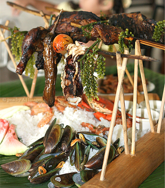 Boodle Feast at Blackbeard's Seafood Island