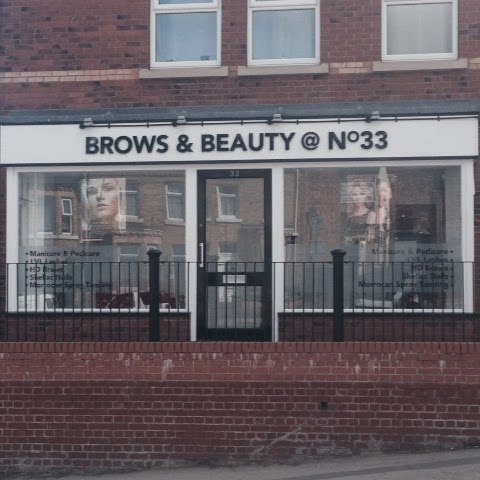 Brows & Beauty @ No. 33 logo