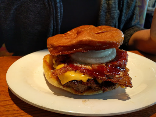 Restaurant «BurgerMonger», reviews and photos, 1656 Bruce B Downs Blvd, Wesley Chapel, FL 33544, USA