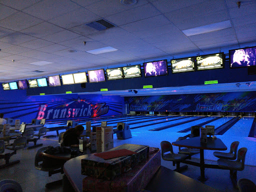 Bowling Alley «Brunswick Zone Deer Park Lanes», reviews and photos, 21080 N Rand Rd, Lake Zurich, IL 60047, USA