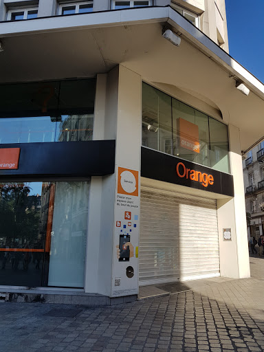 Boutique Orange