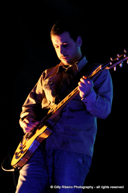 IMAGE: https://lh5.googleusercontent.com/-FlcKVNBeh6s/Trv_n922doI/AAAAAAAABxY/2TCijayAajs/s640/IMG_5413.JPG