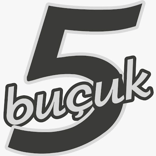 5 buçuk cafe logo