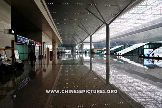 Zhengzhou Railway Station Photo 2