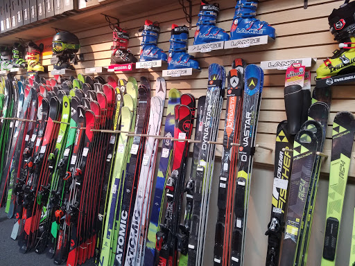 Ski Shop «Pro-Fit Ski & Mountain Sports», reviews and photos, 34 Catoctin Cir SE, Leesburg, VA 20175, USA