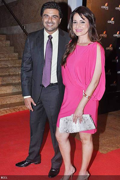 Lovely couple, Neelam and Sameer Soni, during a TV channel's anniversary bash, held at Grand Hyatt in Mumbai on February 2, 2013. (Pic: Viral Bhayani)