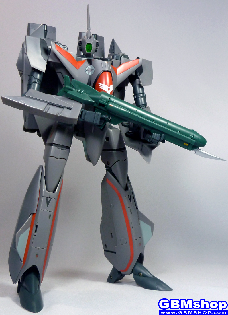 Macross Plus VF-11B with FAST Pack Super Part Super Thunderbolt Battroid Mode