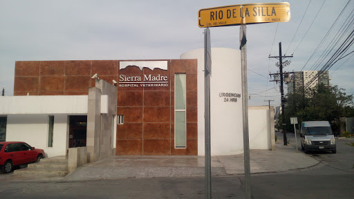 Sierra Madre, Río La Silla 245, Del Valle, 66220 San Pedro Garza García, N.L., México, Veterinario | NL