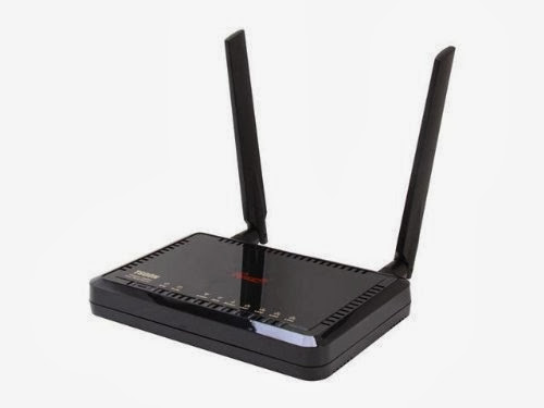  Rosewill 2.4GHz 300 Mbps + 5GHz 300 Mbps Wireless Dual Band Router (T600N)