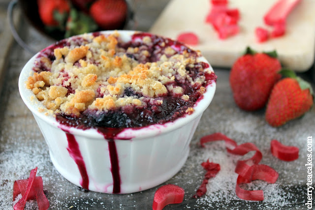 Rhubarb Berry Crumbles recipe from cherryteacakes.com