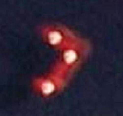 Boomerang Shaped Ufo Over Missouri Caught On Photograph In 2007