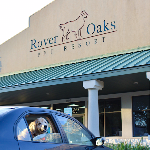 Rover Oaks Pet Resort, Houston logo