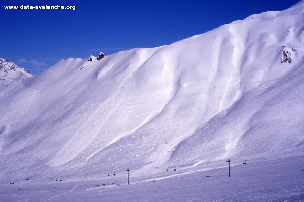 Avalanche Mont Thabor, secteur Punta Bagna, à droite du téléski de Roche 1 - Photo 1 - © Duclos Alain