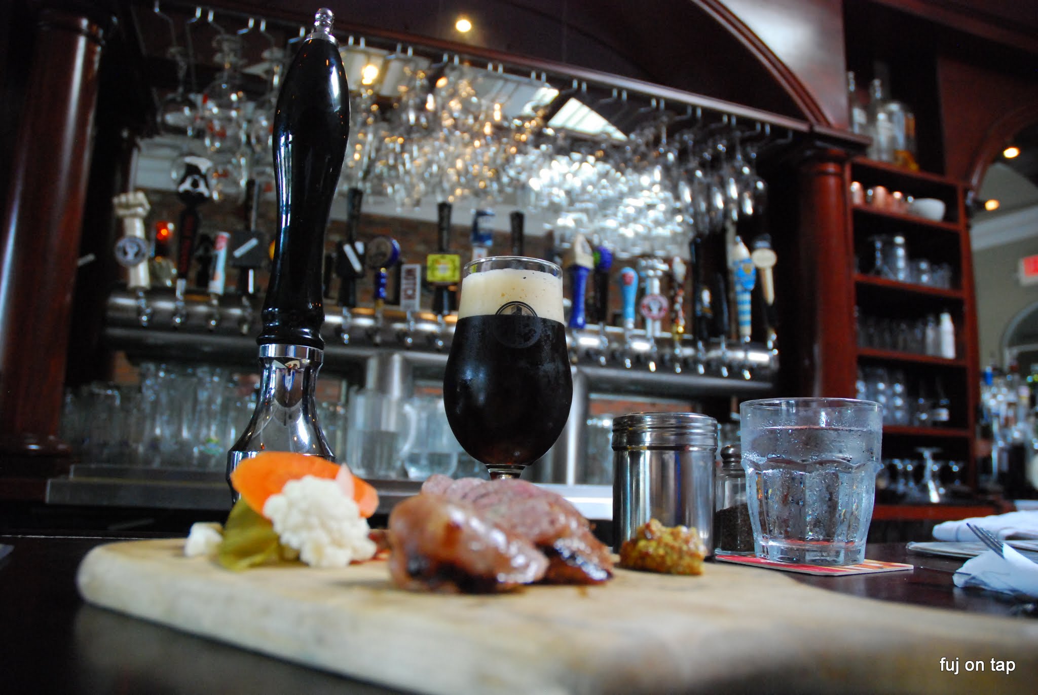 Beautiful Bar at Deep Ellum matthew 'fuj' scher