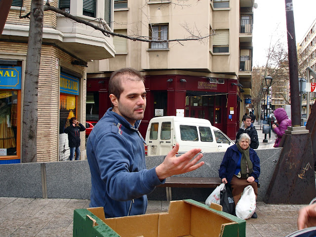 Продажный день.