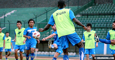 Persib Bandung Berita Online | simamaung.com \u00bb Optimalkan Bola-Bola Mati