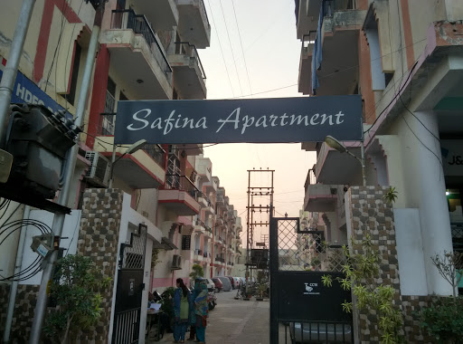 Safina Apartment, Medical Rd, Jamia Urdu, S.S Nagar, Aligarh, Uttar Pradesh 202001, India, Apartment_Building, state UP