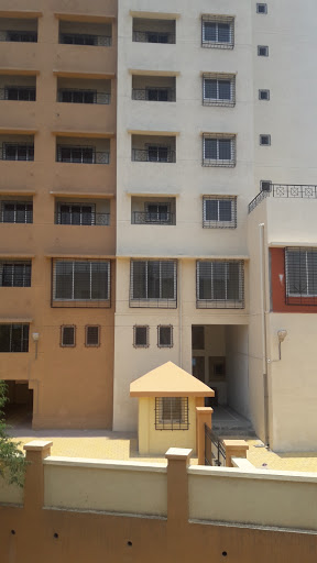 Abhishek complex, 31/A, 31/A, Solapur, Jule, Solapur, Maharashtra 413004, India, Apartment_complex, state MH