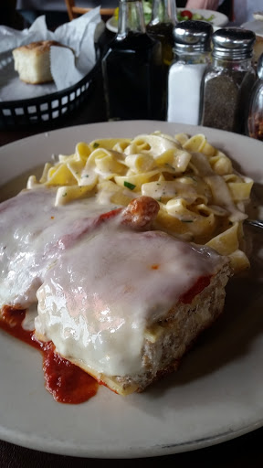 Italian Restaurant «Mamma Mia Italian Grill & Pizza», reviews and photos, 3124 E Belknap St, Fort Worth, TX 76111, USA