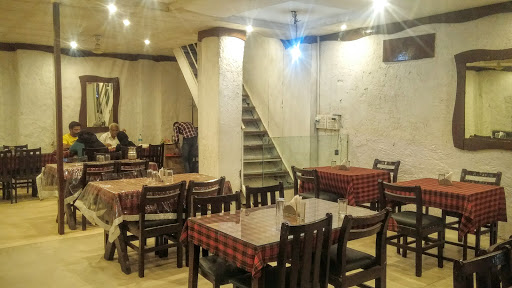 Mughals Restaurant, Chindwara Road, Opposite Achraj Towers -II, Chhaoni Square, Chhaoni, Sadar, Nagpur, Maharashtra 440013, India, Restaurant, state MH