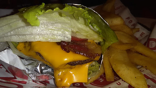 Hamburger Restaurant «Red Robin Gourmet Burgers», reviews and photos, 14015 W Bell Rd, Surprise, AZ 85374, USA