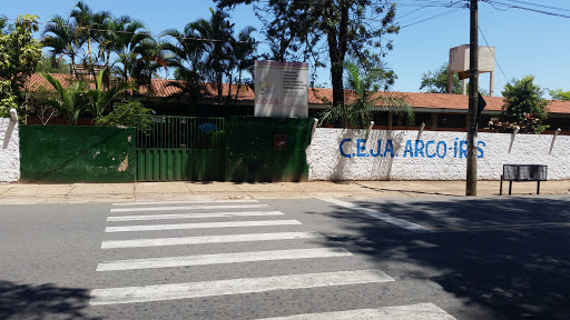 Centro de Educação Para Jovens E Adultos Arco Íris, Av. Dom Fernando, S/N - Chac do Governador, Goiânia - GO, 74870-130, Brasil, Entidade_Pública, estado Goias