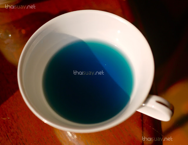 Бабочкин горошек - синий-синий чай, по мановению палочки меняющий цвет