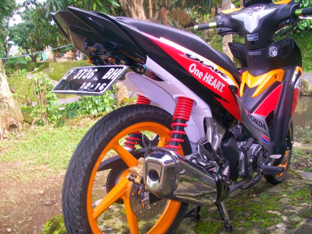 Honda Blade Modifikasi Balap