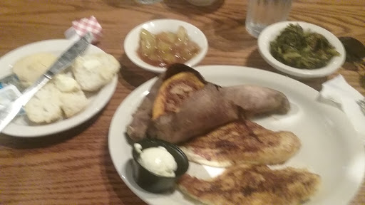 American Restaurant «Cracker Barrel Old Country Store», reviews and photos, 427 N Broadway, Pennsville, NJ 08070, USA