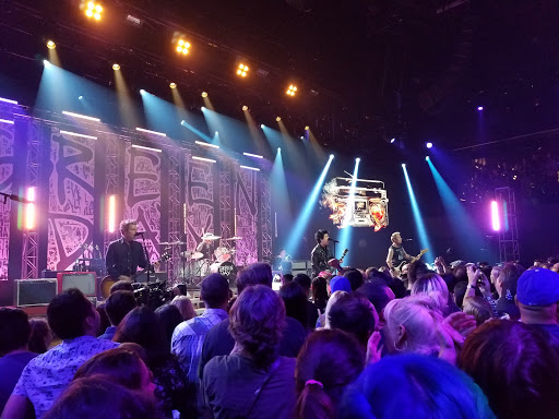 iheartradio theater